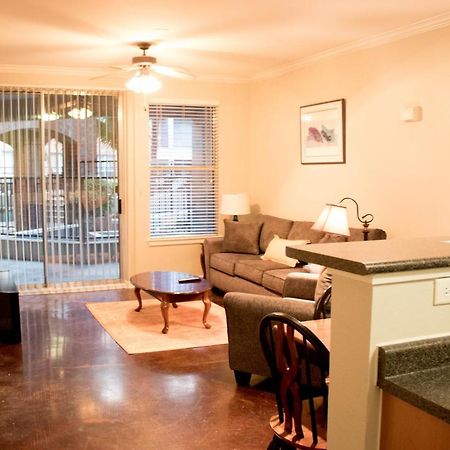 Downtown Dallas Beautiful Poolside Apartment Zewnętrze zdjęcie