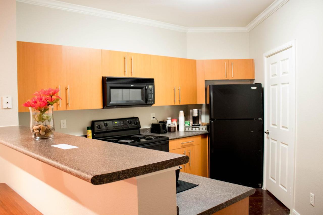 Downtown Dallas Beautiful Poolside Apartment Zewnętrze zdjęcie